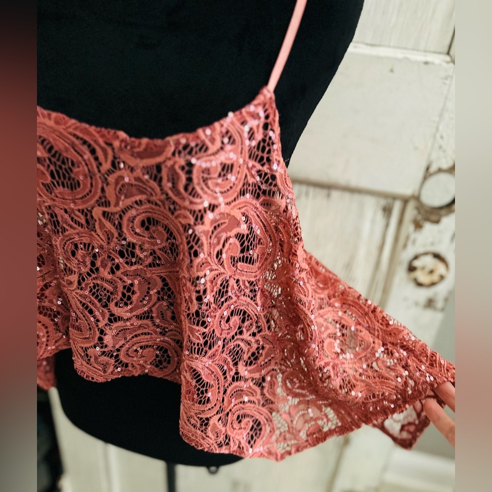 FREE PEOPLE Intimately Asymmetric Y2k/BOHO FLOWY camisole with SEQUINS!